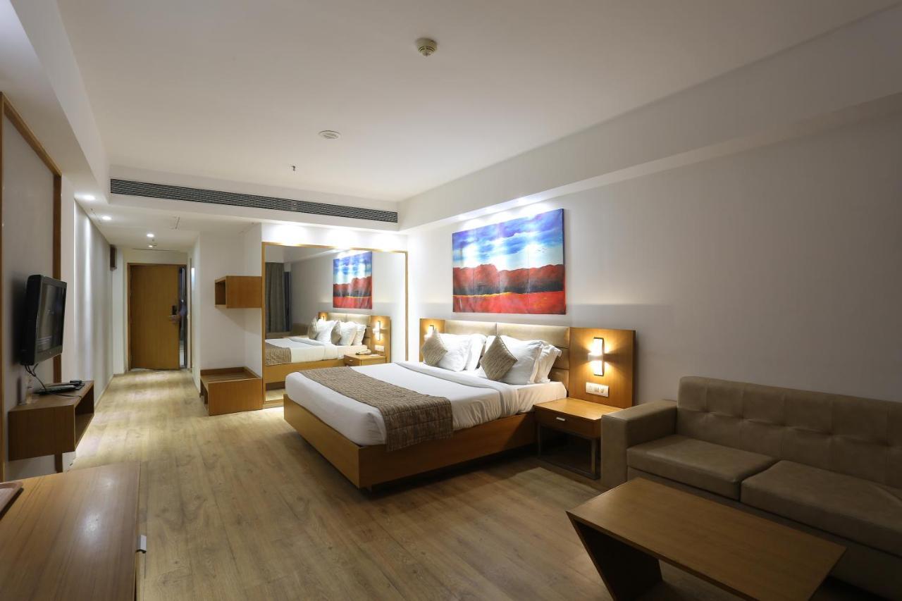 Hotel Ymca International Centre Ahmadábád Exteriér fotografie